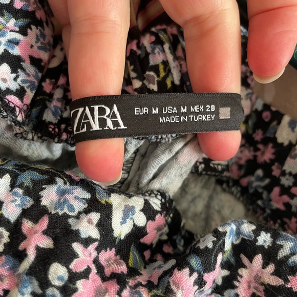 Zara Floral Criss Cross Overalls - Picture 12 of 12